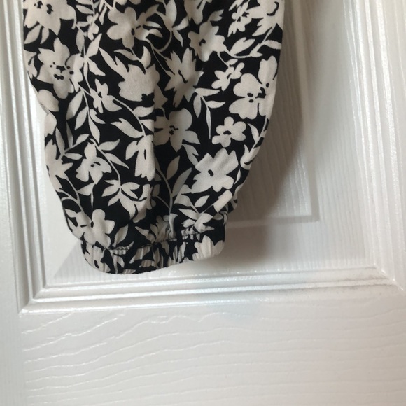 Uniqlo Lounge Pants - Picture 3 of 8